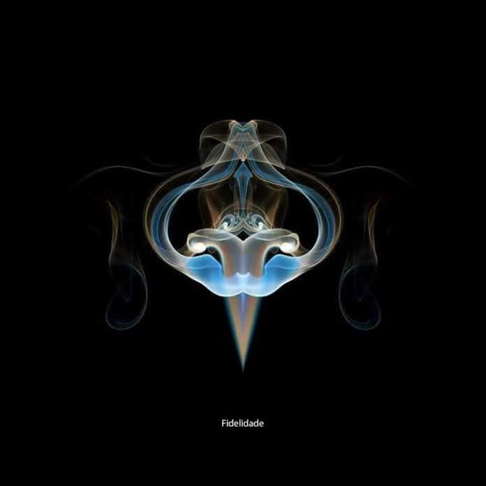 Composição simbólica — Fidelidade